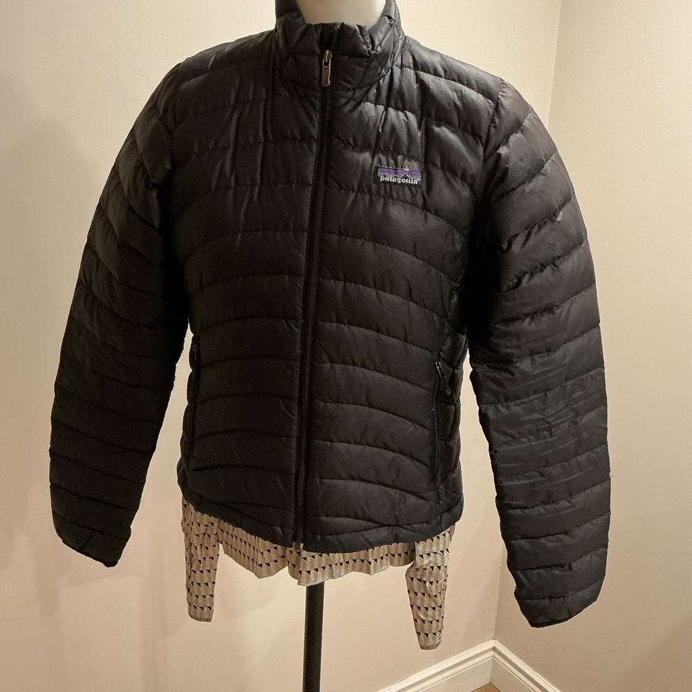 Patagonia down filled jacket size medium in black